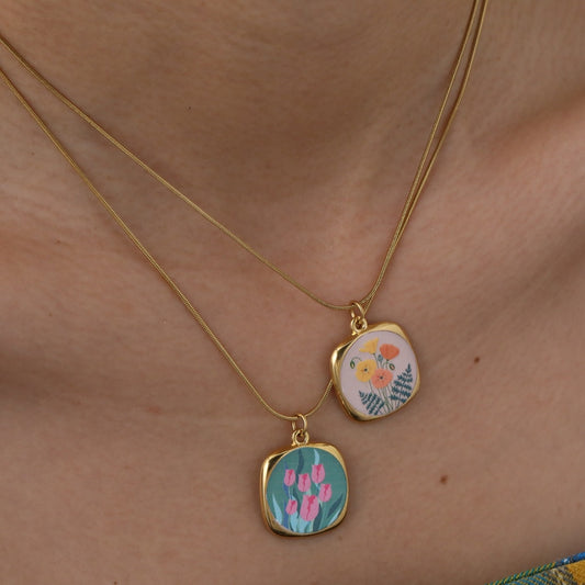 Blooming Tulips Necklace