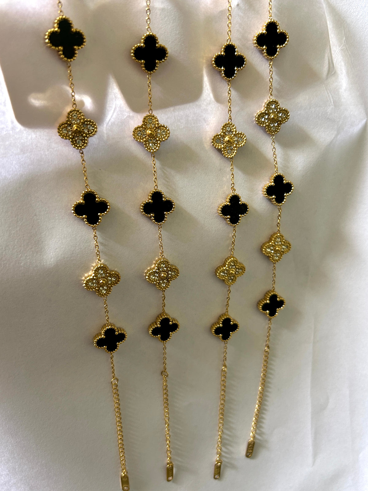 Noir Clover Convertible Bracelet