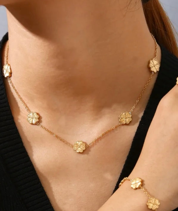 Bloomline Clover Set