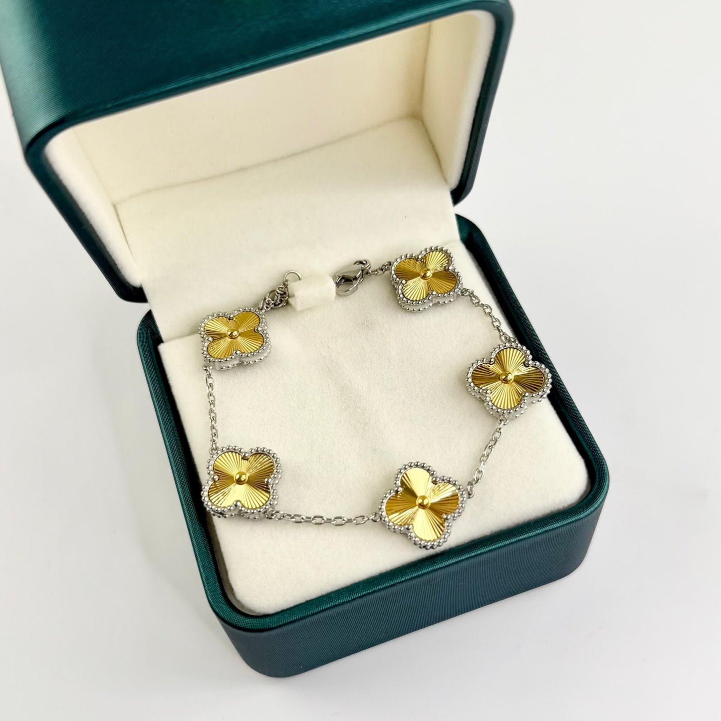 Clover Royale Bracelet