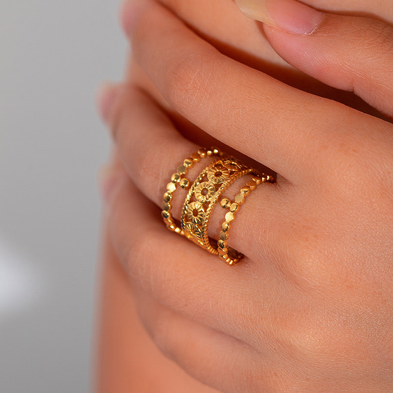 Vintage Floral Ring