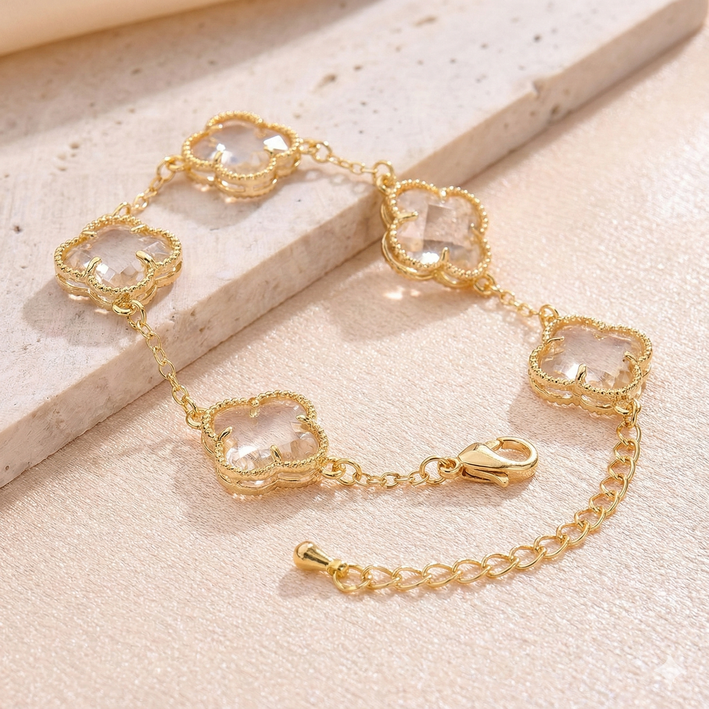 Altaire Clover Bracelet