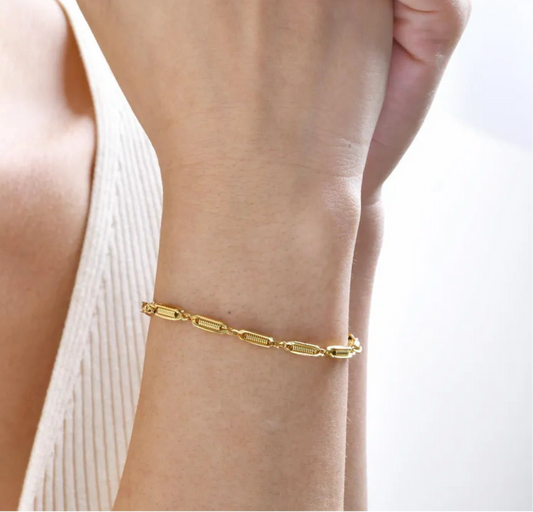 Eterna Textured Chain Bracelet
