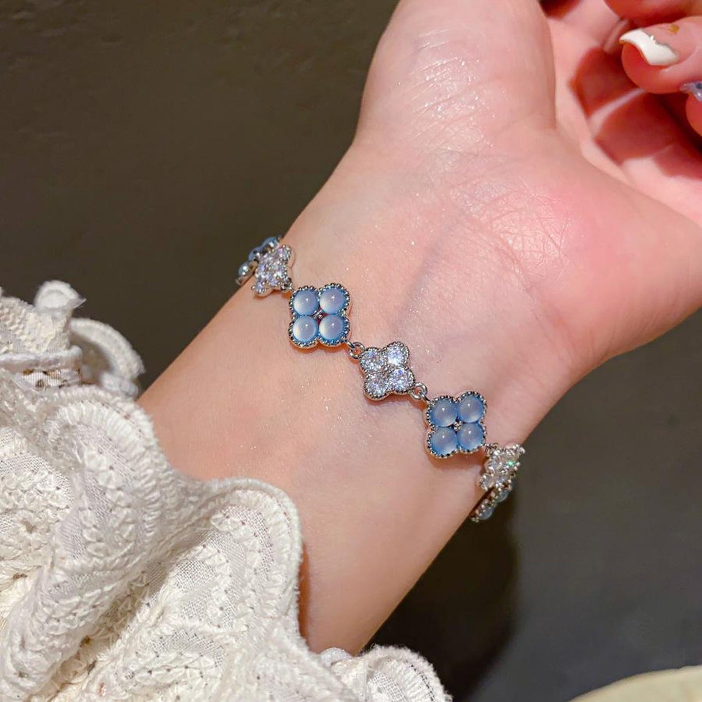 Vintage Blue Clover Bracelet