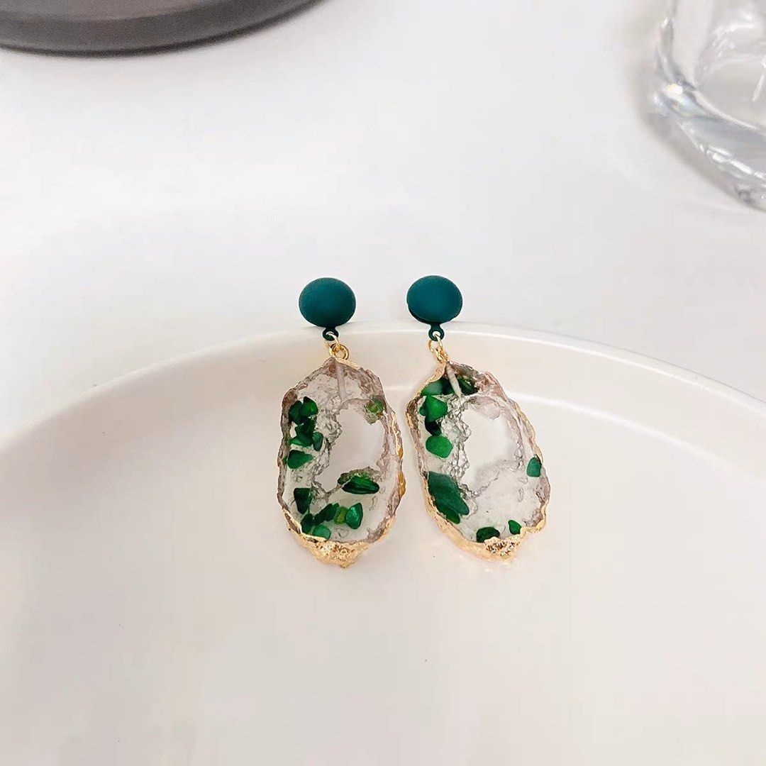 Emerald Dust Earrings