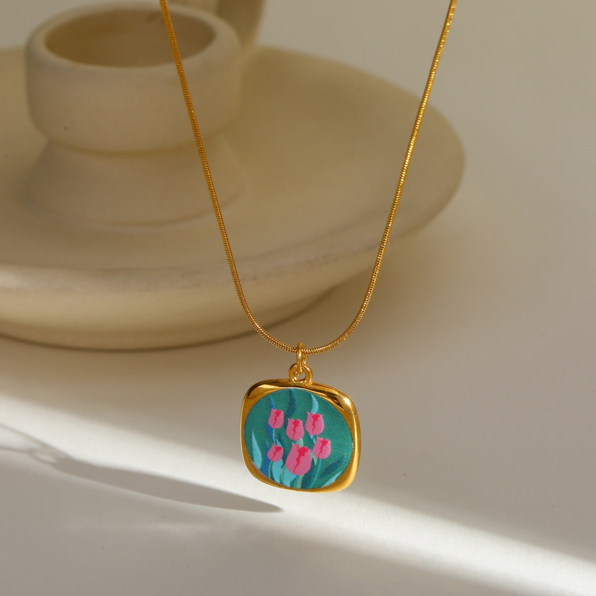 Blooming Tulips Necklace