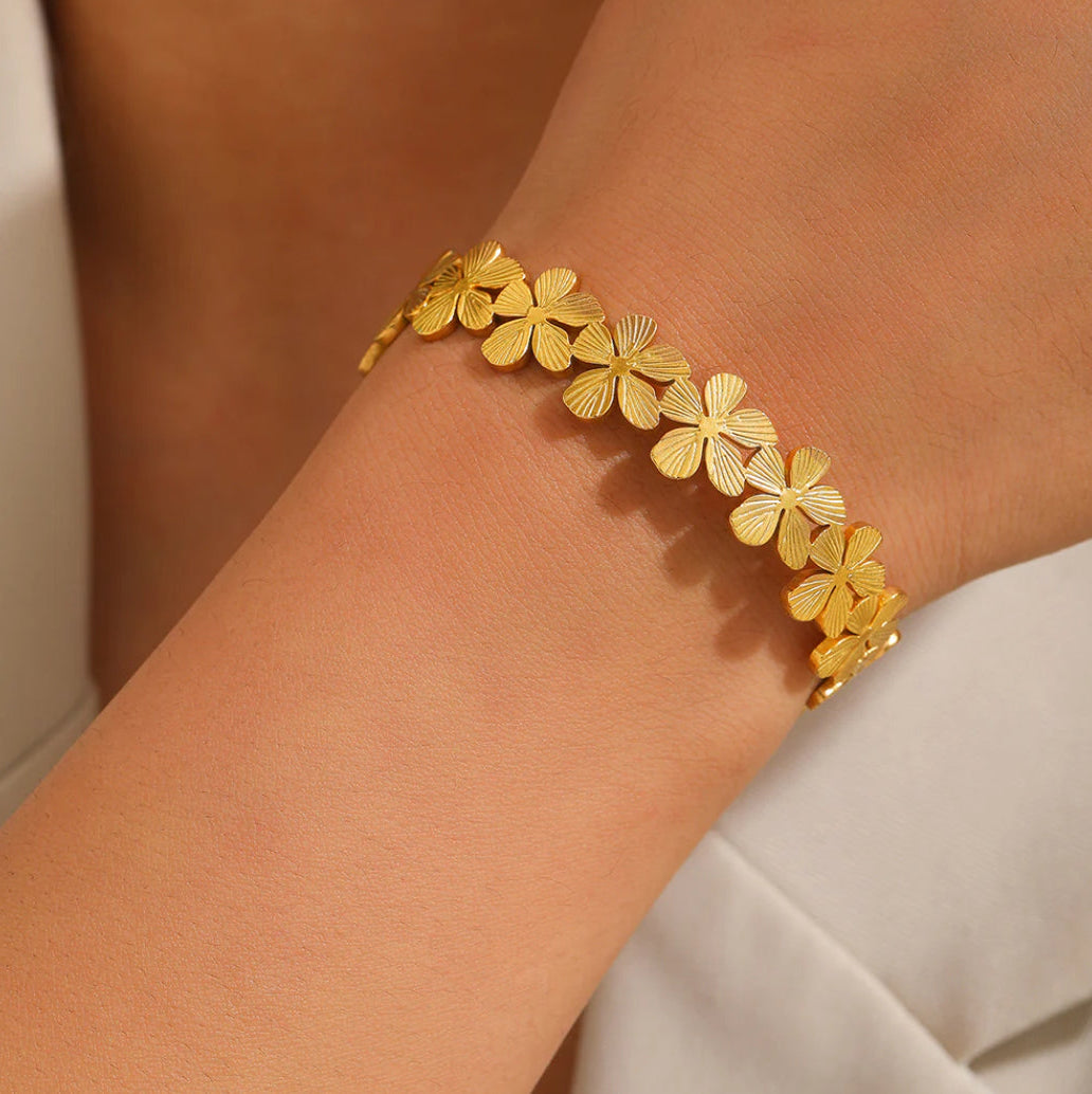 Sunpetal Grace Cuff