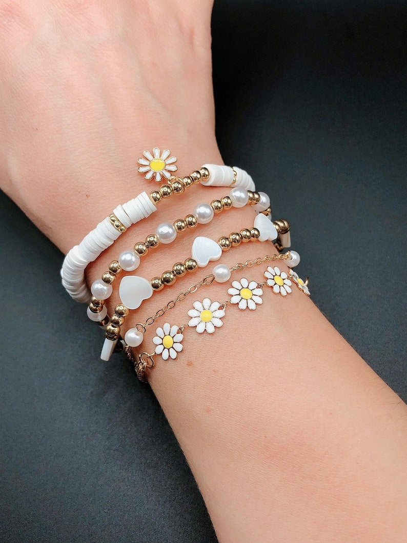 Gold & Daisy Bracelet Set