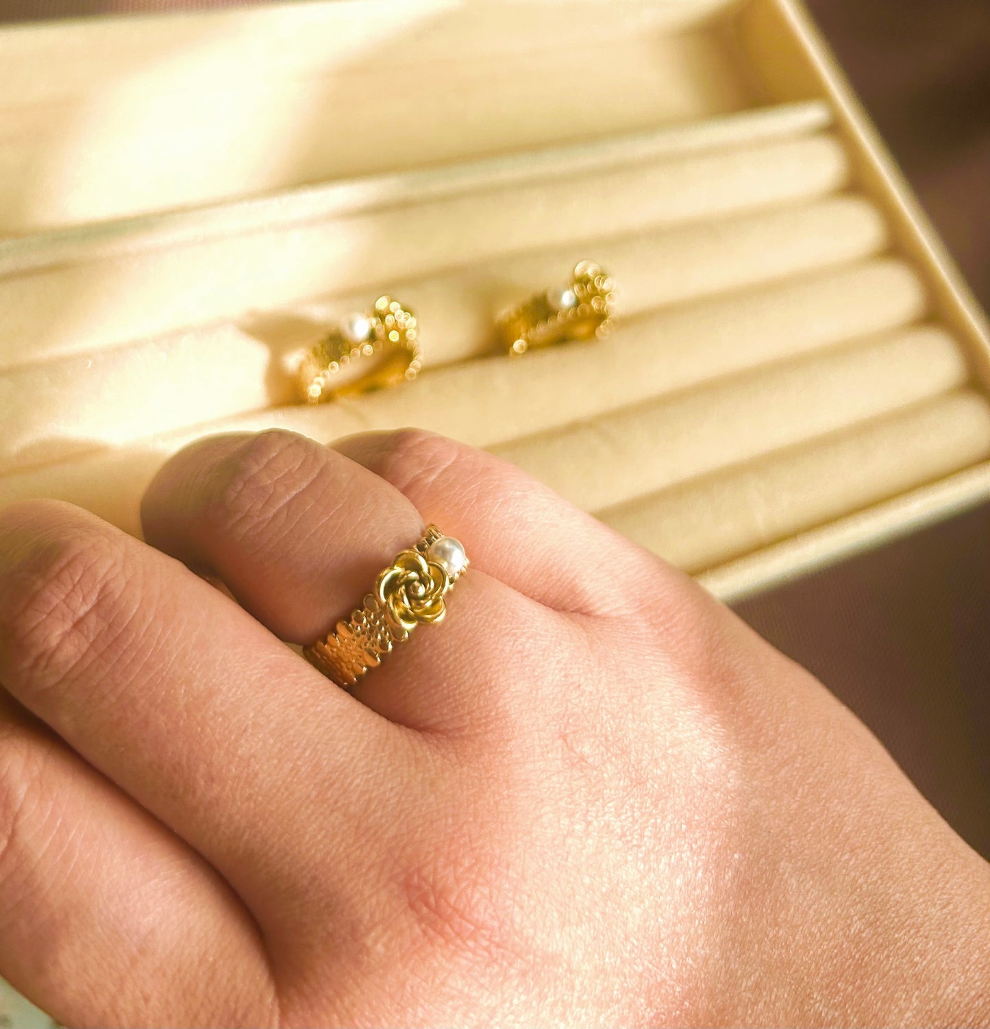 Rosé Pearl Ring