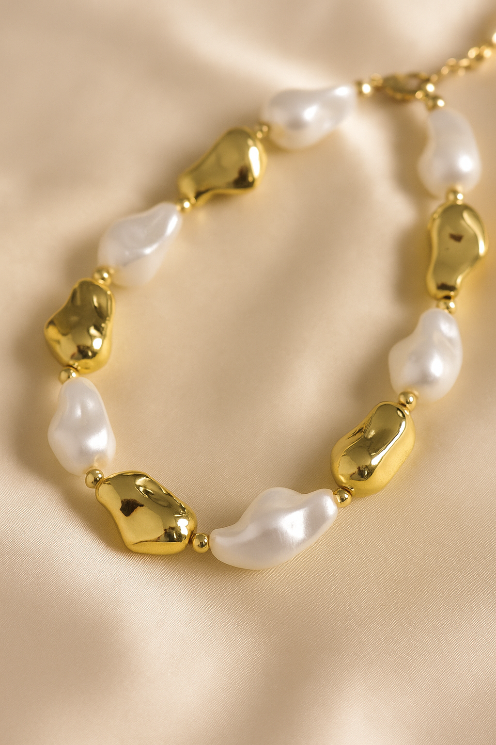 Molten Pearl Necklace