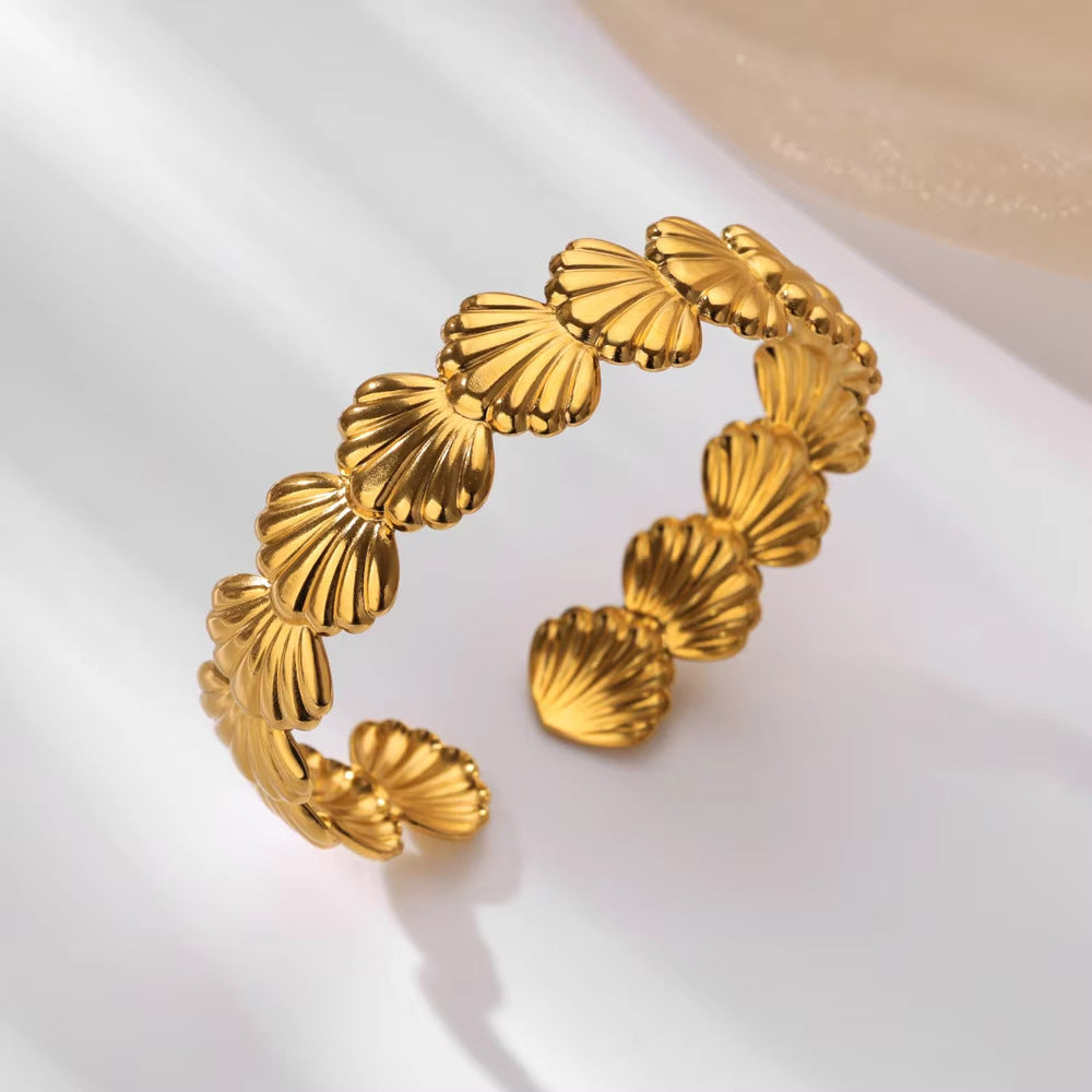 Isla Gold Statement Cuff