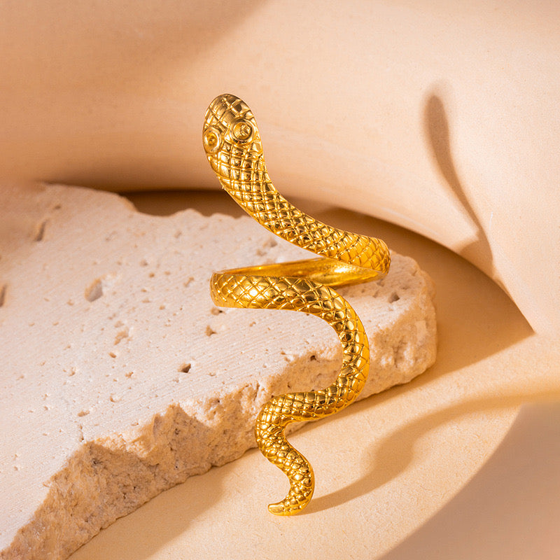Mystic Coil Ring