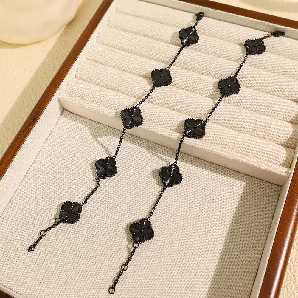 Eclipse Clover Bracelet