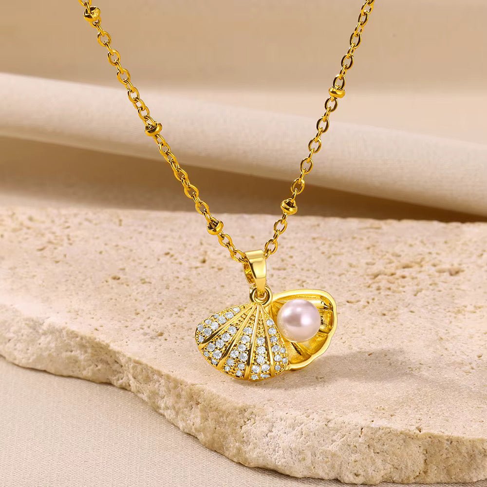 Pearl Shell Charm Necklace