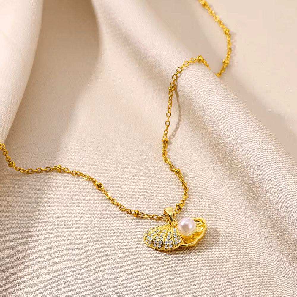 Pearl Shell Charm Necklace
