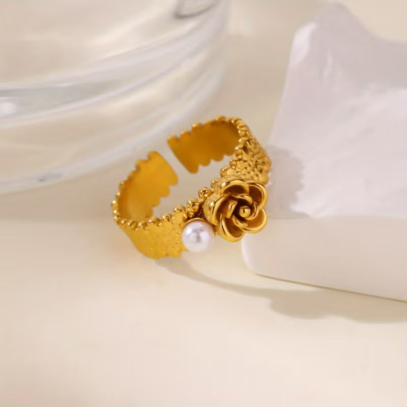Rosé Pearl Ring