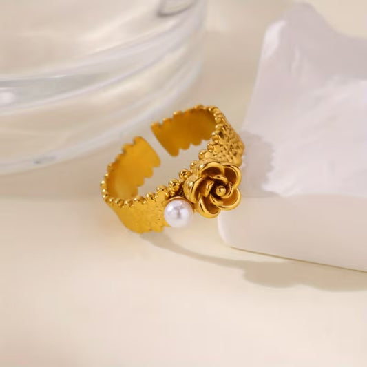 Rosé Pearl Ring
